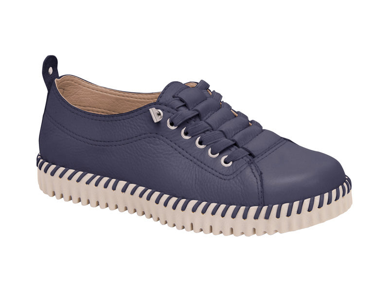 Softstep Leather Sneaker – All-Day Comfort