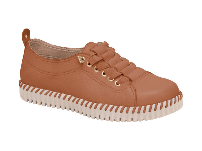 Softstep Leather Sneaker – All-Day Comfort